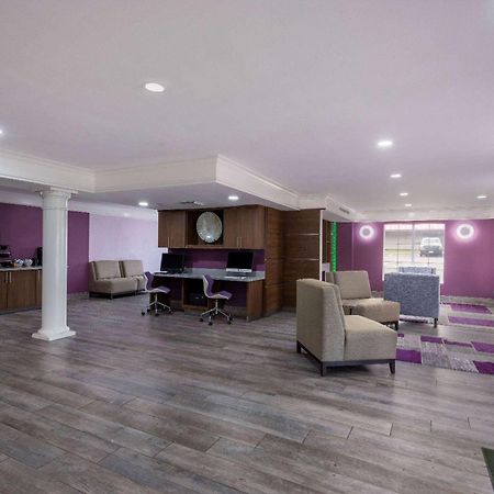 La Quinta Inn By Wyndham Kansas City Ленекса Екстериор снимка