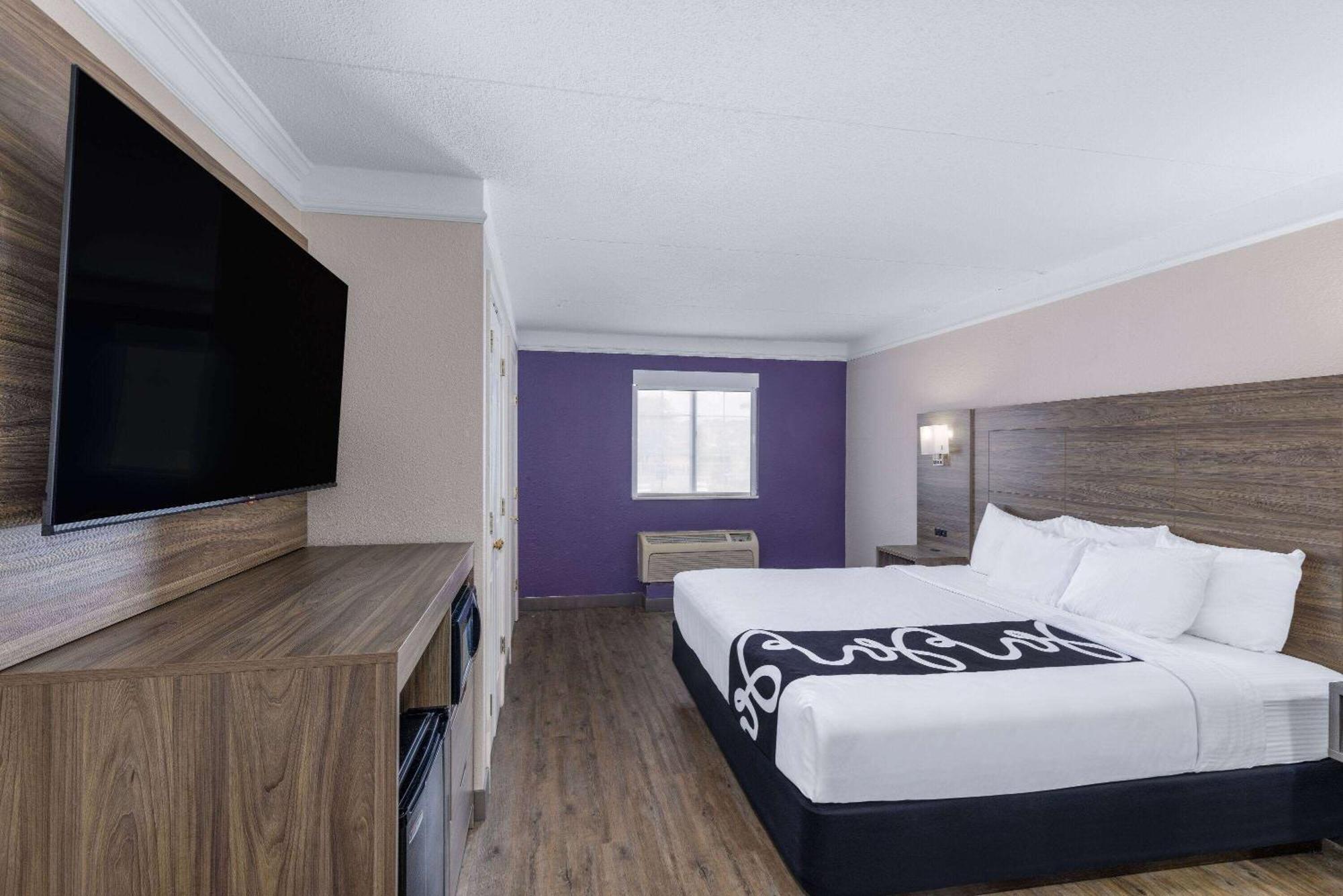 La Quinta Inn By Wyndham Kansas City Ленекса Екстериор снимка