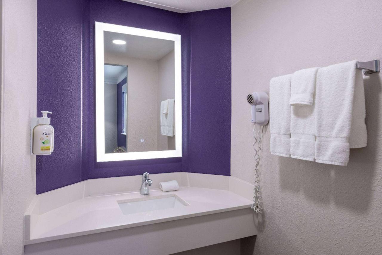 La Quinta Inn By Wyndham Kansas City Ленекса Екстериор снимка